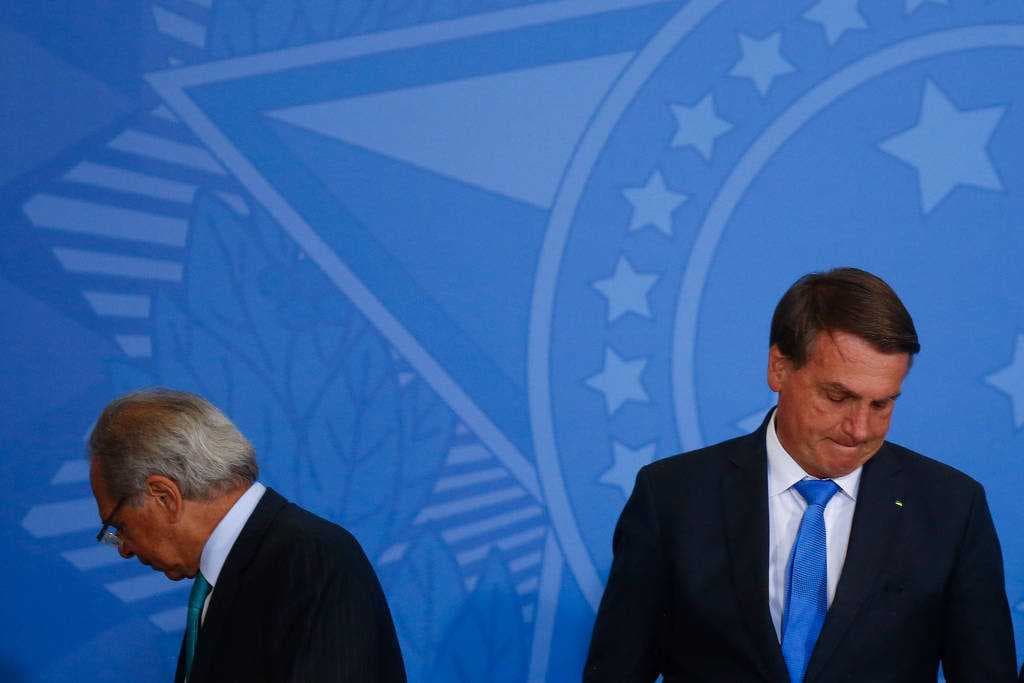 Governo Bolsonaro chega ao fim sem dinheiro para pagar aposentados