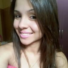 Jovem morre depois de carro capotar