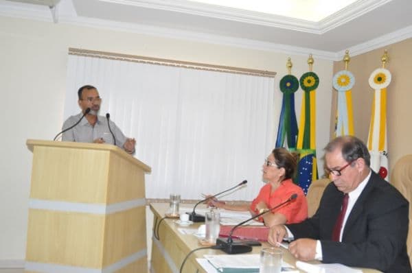 Vereadores aprovam aumento salarial de 10,67%