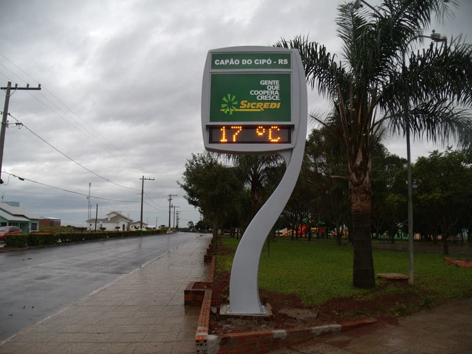 Câmara de Costa Rica aprova instalação de relógio digital na avenida