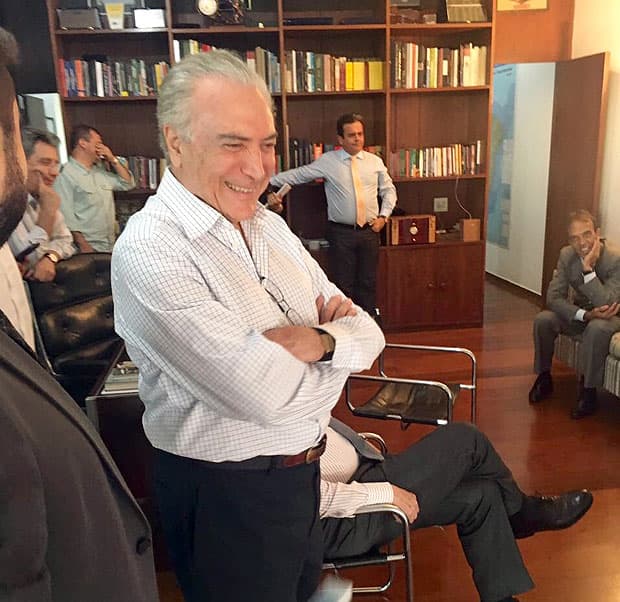 Câmara autoriza abertura do processo de impeachment
