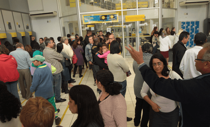 Costa Rica: Banco do Brasil “lotado até a tampa”