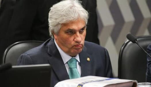 Delcidio volta a morar em Campo Grande