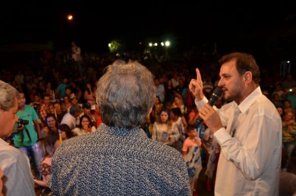 Depois de comício a candidatura de oposição se fortaleceu, disse candidato.