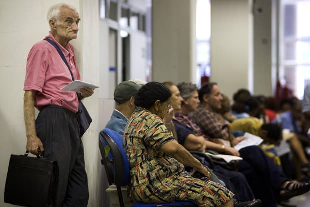 Idade mínima para beneficio assistencial pode ser elevada para 70 anos