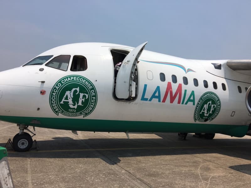 Avião da Chape: Pilotos não fizeram escala para reabastecimento por falta de dinheiro para pagar pelos serviços