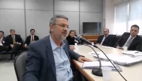 Palocci implora a Moro para fazer delação