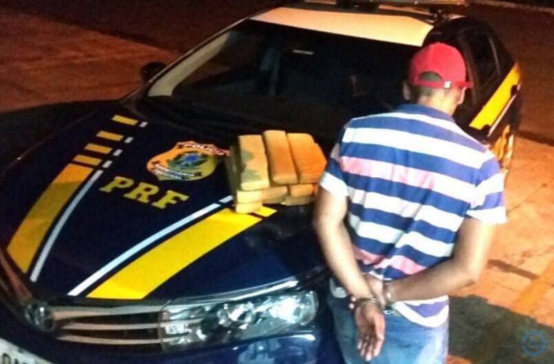 Preso na Van de Costa Rica com 11 tabletes de maconha