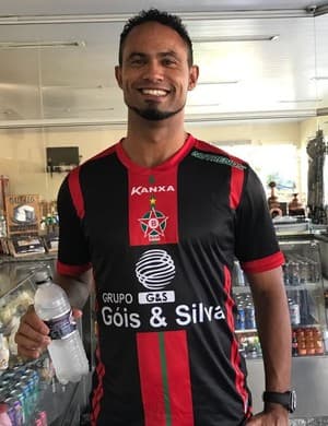 STF decide voltar o goleiro Bruno a prisão