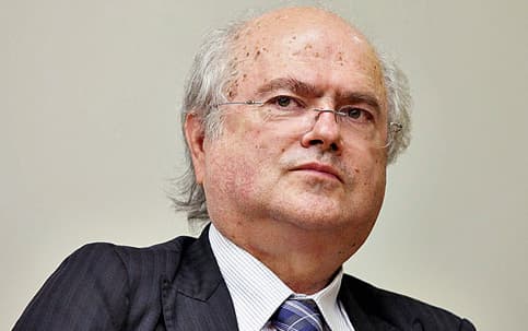 Deputado “mais rico” do país deve R$ 57 milhões para a União