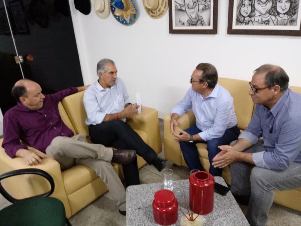 Prefeito em exercício visita governador