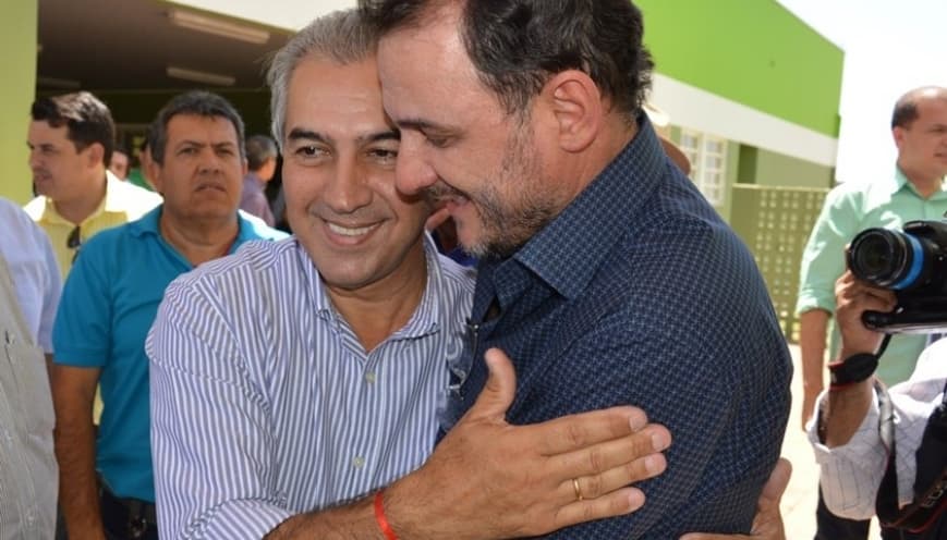 Aproximação política? Site oficial de Costa Rica estampa Reinaldo e Waldeli
