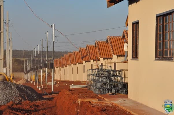 Prefeitura vai entregar 100 unidades habitacionais à família de baixa-renda