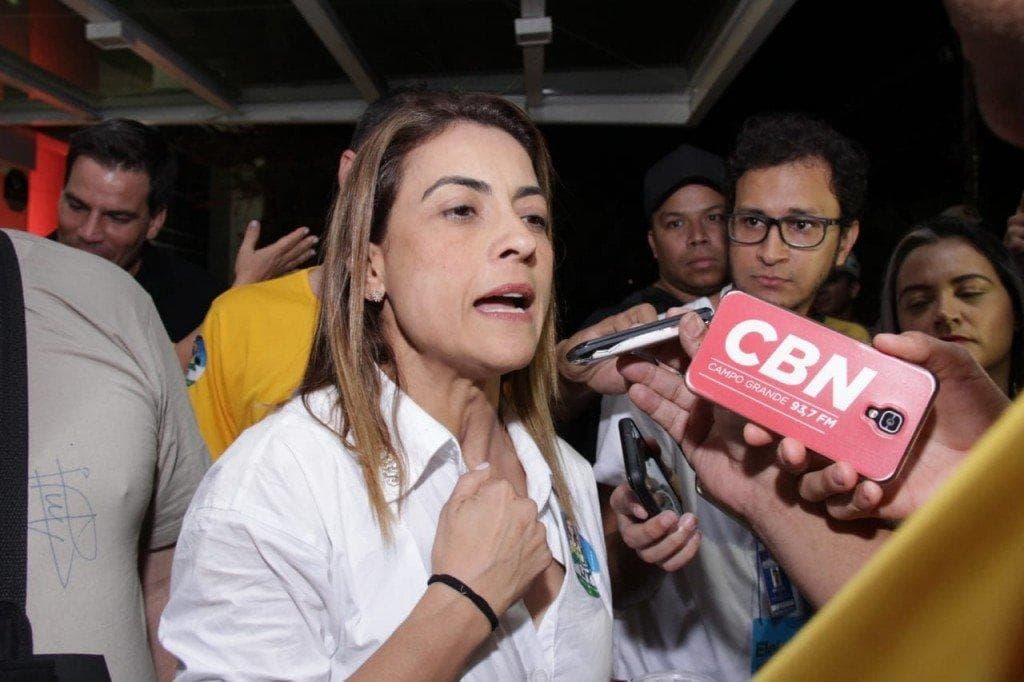 Senadora de Bolsonaro em MS pediu impeachment de Azambuja