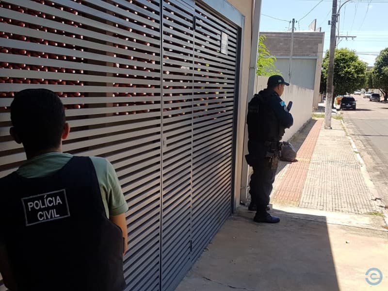 Agora: Bandidos invadiram sede dos Correios em Coxim e mantém reféns