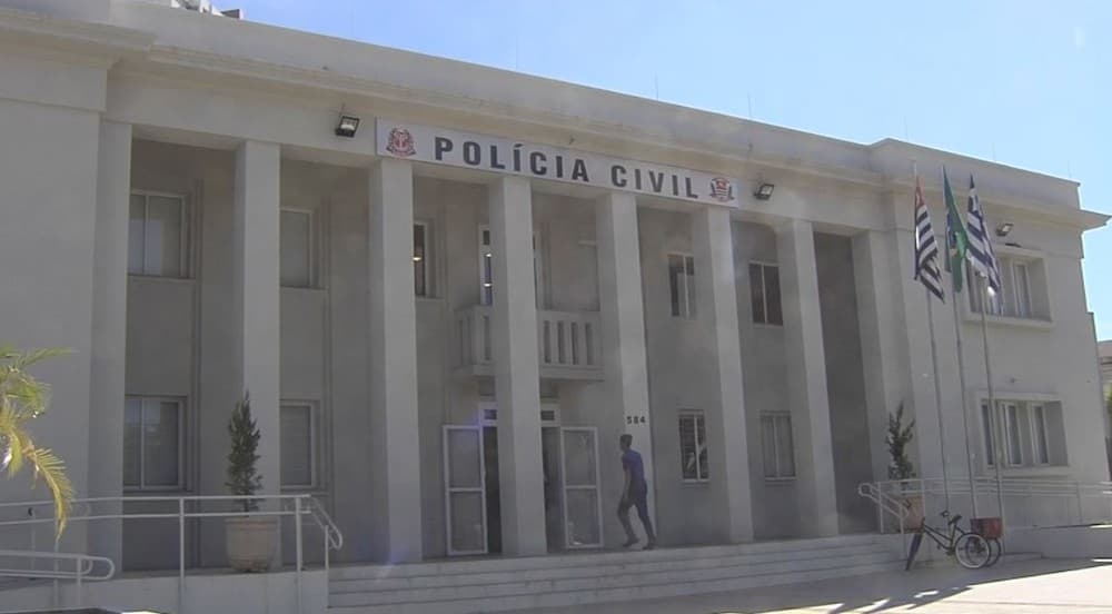 Araçatuba: Casal faz sexo em via pública