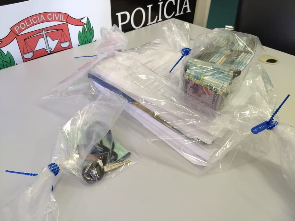 Hoje: Policia prende pessoas envolvidas com vendas de vagas em Universidades no interior de SP