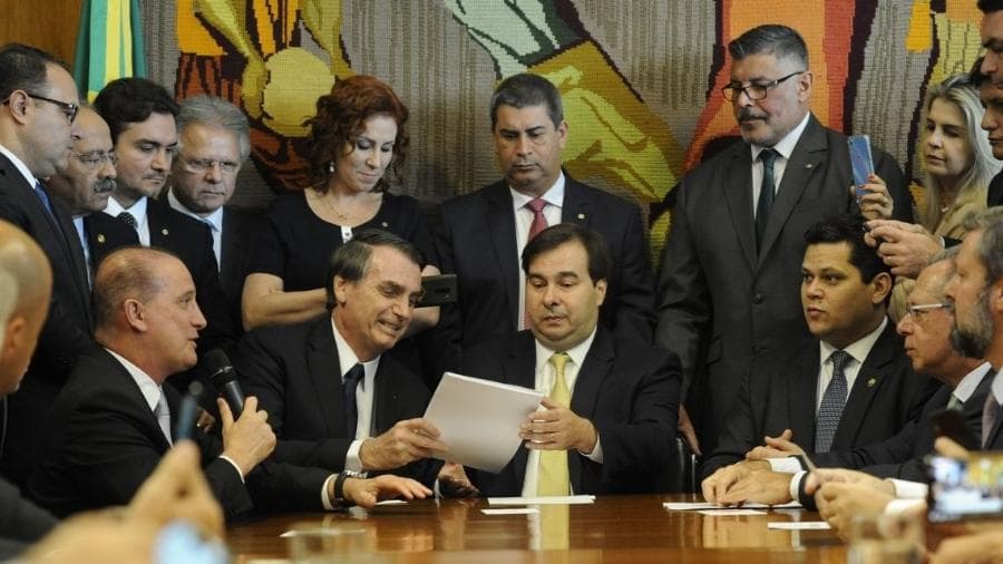 Onix e Maia não abrem mão da aposentadoria especial