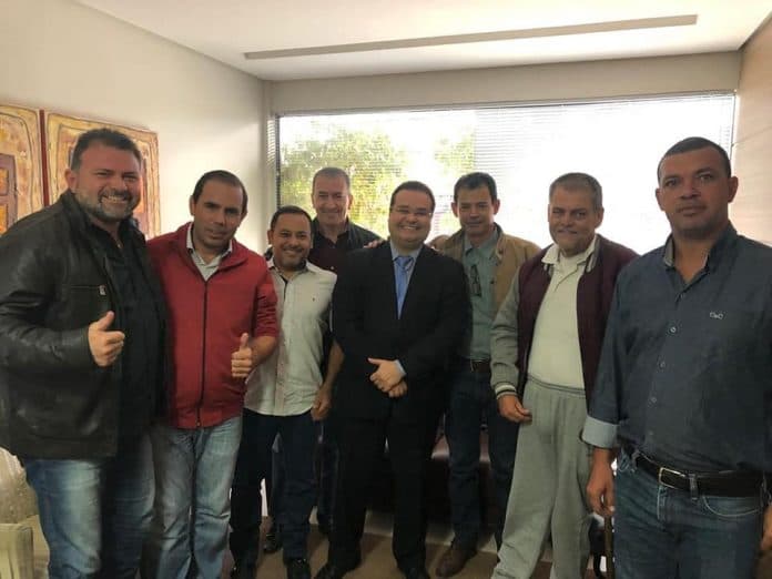 Figueirão: Rogério “acelera” ações administrativas e promove contatos políticos