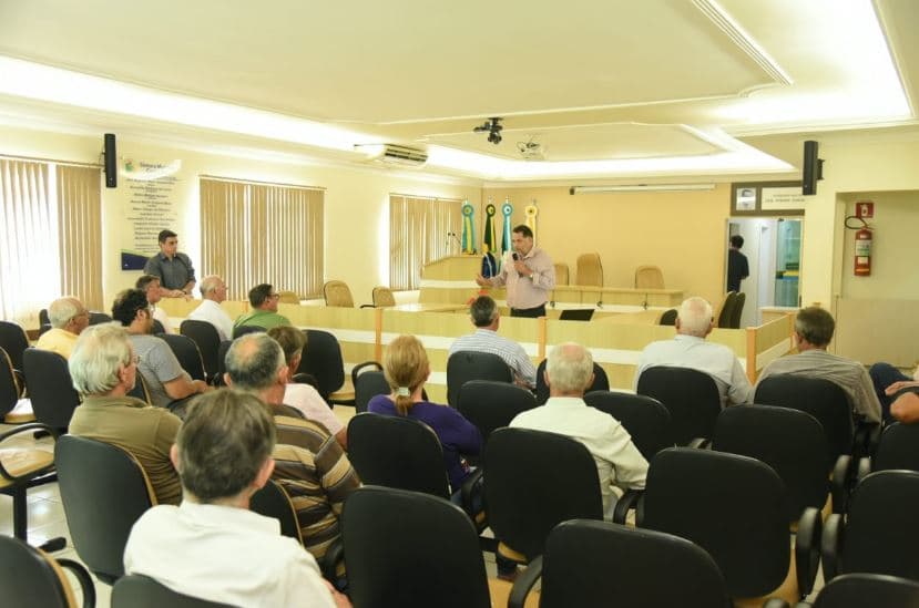 Pecuaristas de Costa Rica voltam a protestar contra a proliferação da mosca da cana