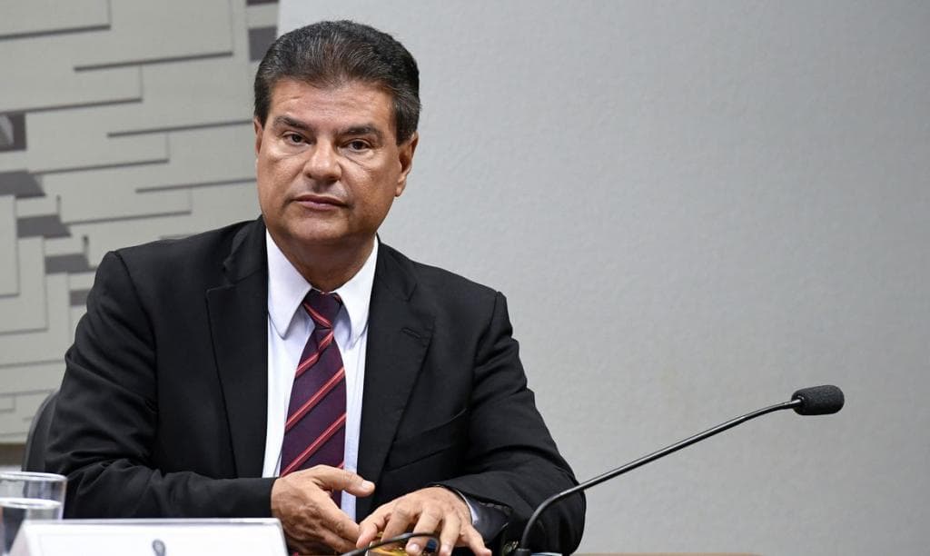 Agora: Nelsinho Trad é internado em Brasília