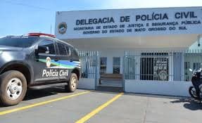 Operação Policial em Costa Rica fecha prostíbulos na rua da Luz Vermelha