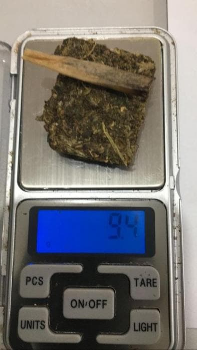 Policia: Abacaxi e maconha nas ruas de Costa Rica