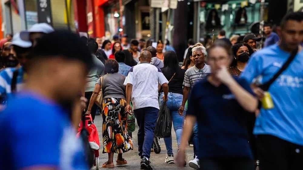 Costa Rica têm 12.825 mulheres e 13.212 homens, segundo o censo do IBGE