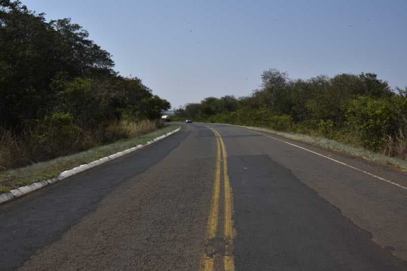 Prefeito e vice agradecem ao governador por atender obras na MS 223