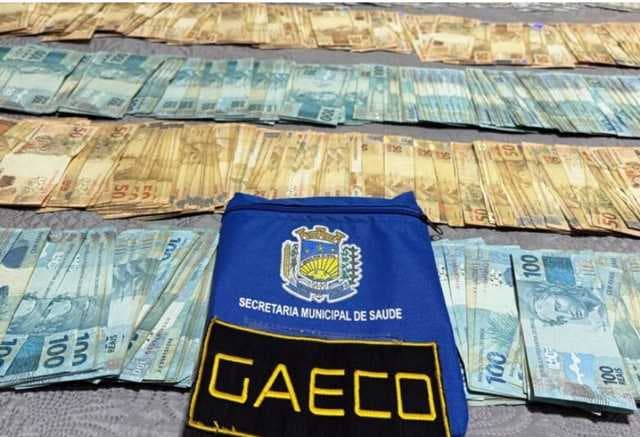Gaeco encontra R$ 180 mil em espécie durante cumprimento de mandados em operação