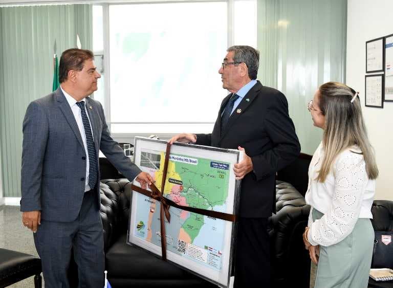 Nelsinho libera R$ 1.571 para 2 municípios de MS