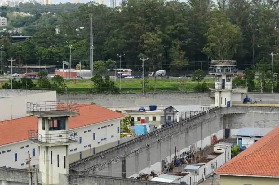 Preso foi decapitado após detentos descobrirem que ele matou a própria mãe